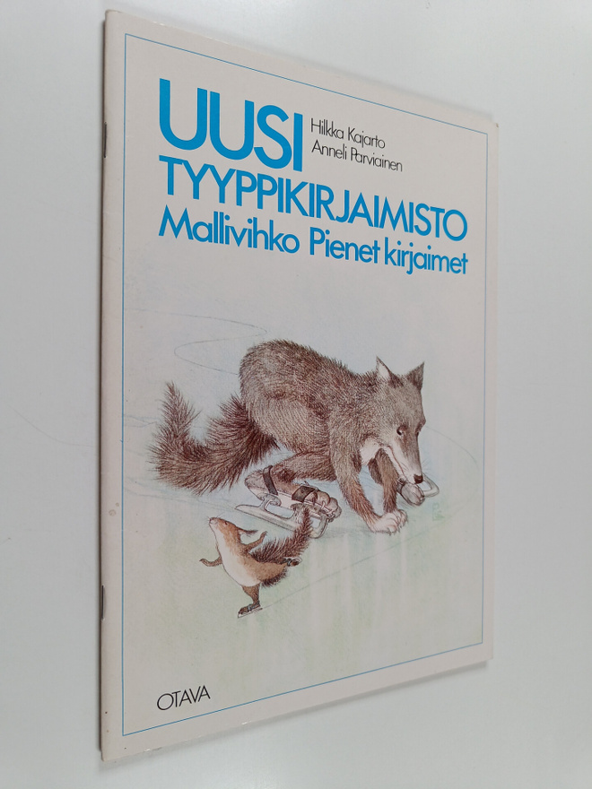 Hilkka Kajarto : Uusi tyyppikirjaimisto : Mallivihko : Pi...