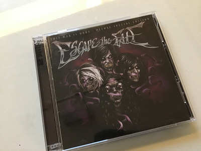Escape the fate . This war is ours CD / DVD