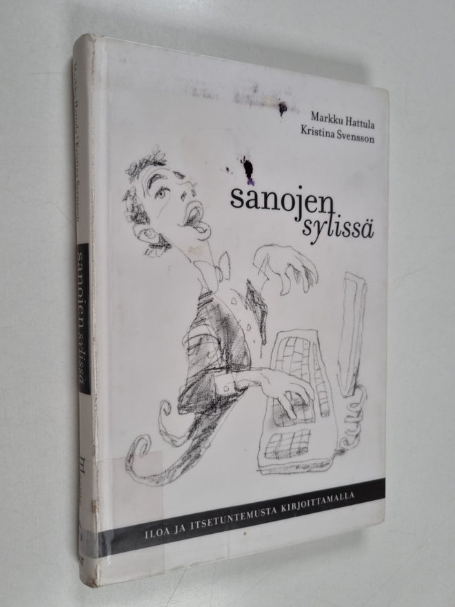 Markku Hattula : Sanojen sylissä