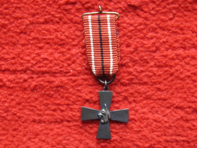 5. Divisioona 1941-1944 muistoristi -mini -