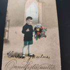 Vanha onnittelukortti - Poika ja kukat - pikkukuva 1