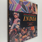 Nicholas Barnard : Arts and crafts of India - pikkukuva 1