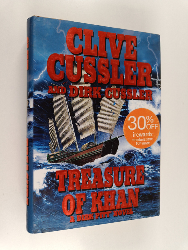 Clive Cussler ym. : Treasure of Khan