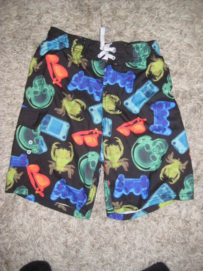 ** shortsit, siistit   140/146 cm **EI HV*
