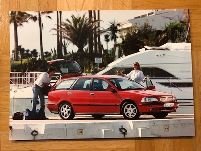 Lehdistökuva Volvo V40