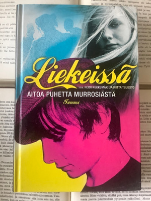 Kukkumäki, Tulusto - Liekeissä (sid.)