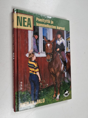 Merja Jalo : Ponityttö ja kommellusten kurssi