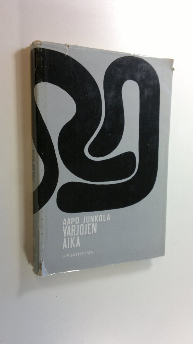 Aapo Junkola : Varjojen aika