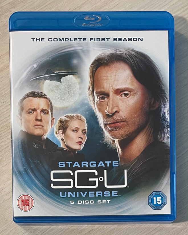 Stargate Universe: Kausi 1 (Blu-ray) uusi ja muoveissa