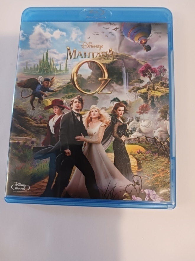 MAHTAVA OZ BLU-RAY