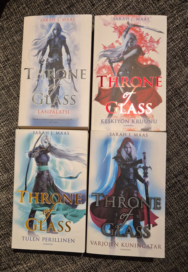 Sarah J. Maas : Throne of glass 1-4
