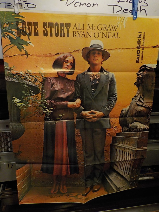 LOVE STORY SUOSIKKI-JULISTE
