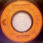 GIANNA NANNINI   ::   HEY BIONDA   ::   VINYYLI  7"    1988 - pikkukuva 3