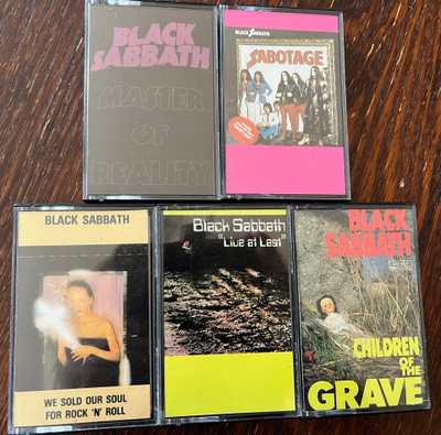 Black Sabbath kasetteja x 5