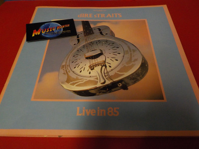 DIRE STRAITS LIVE IN 85 KIERTUEKIRJA KOKO BÄNDIN NIMMAREILLA