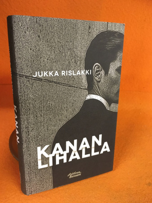Rislakki Jukka: Kananlihalla - Vakoilukertomuksia
