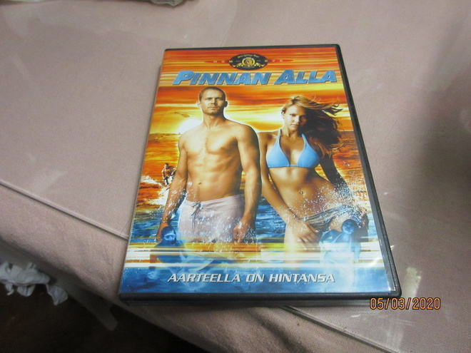 Pinnan Alla (DVD) }