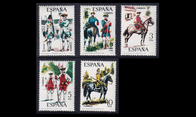 Espanja 2130-4 ** Sotilasuniformuja (1975)