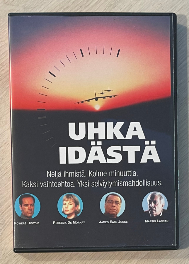 Uhka idästä (1990) Rebecca De Mornay, Martin Landau