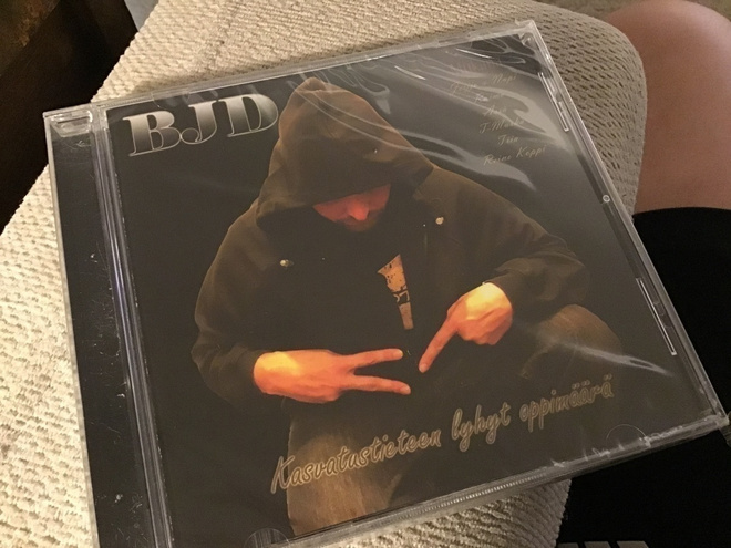 BJD . Kasvatustieteen lyhyt oppimäärä CD olari räp