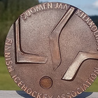 Tampere 1965. Lätkämitali. Puurasiassa. Halkaisija - 74 mm. - pikkukuva 2