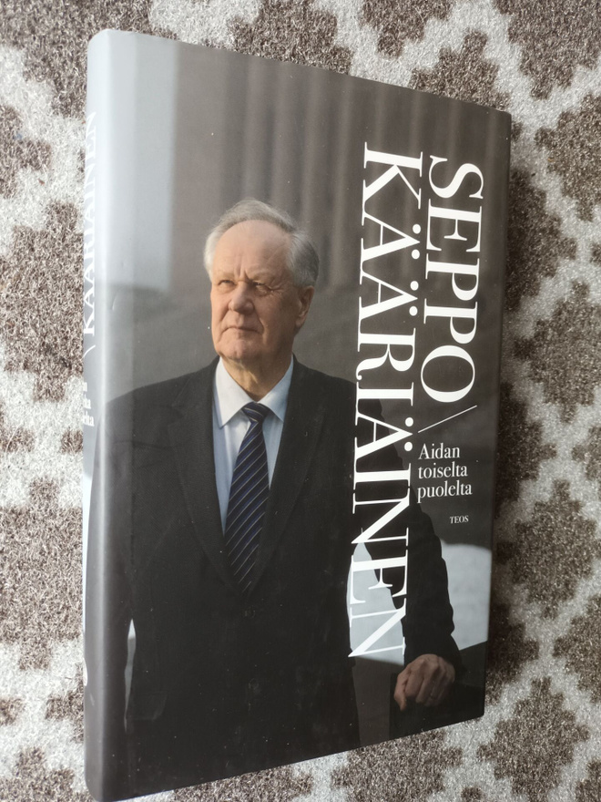 Seppo Kääriäinen: Aidan toiselta puolelta