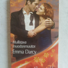 Harlequin, Emma Darcy: "Mullistava muodonmuutos" - pikkukuva 1