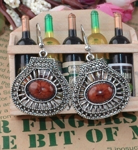 0450 .. Kaunis Vintage Retro Tiibet Hopea .. Korvakorut