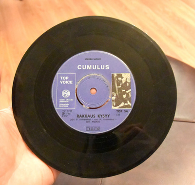 Cumulus – Rakkaus Kysyy / Joutsenlaulu