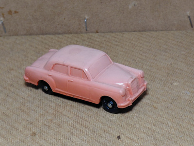 Mercedes-Benz	180 Ponton	1958	oranssi	No9	1:50	Tomte