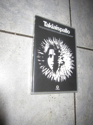 TAKIAISPALLO - ( AVAAMTON, MUOVIT YLLÄ )