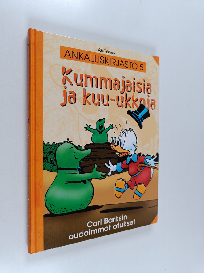 Walt Disney ym. : Kummajaisia ja kuu-ukkoja