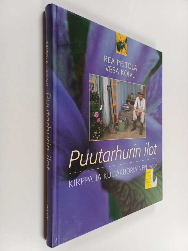 Rea Peltola ym. : Puutarhurin ilot : kirppa ja kultakuori...