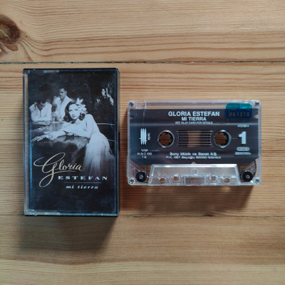 Gloria Estefan - Mi Tierra c-kasetti