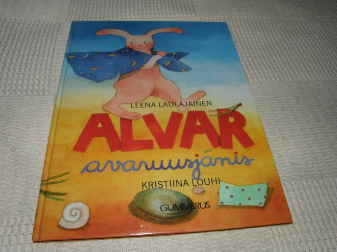 Laulajainen - Louhi Alvar avaruusjänis