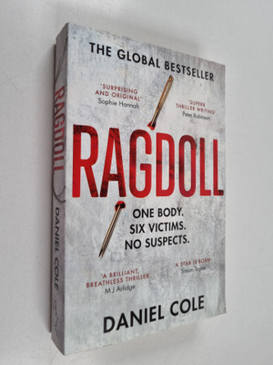 Daniel Cole : Ragdoll
