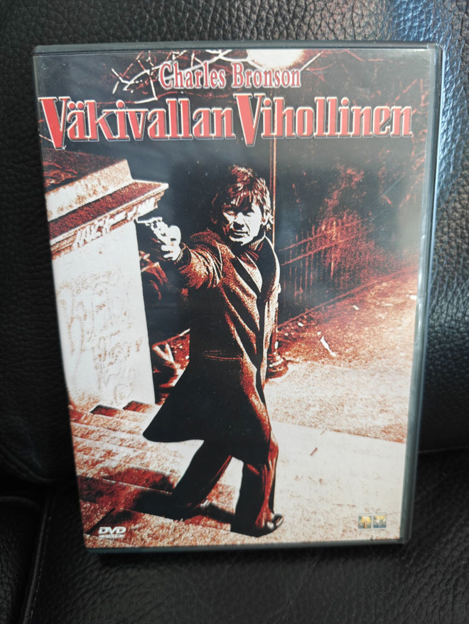 Väkivallan vihollinen - Death Wish (1974) DVD Suomijulkaisu