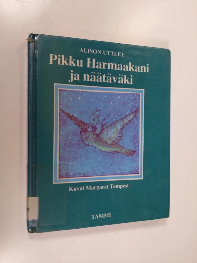Alison Uttley : Pikku Harmaakani ja näätäväki