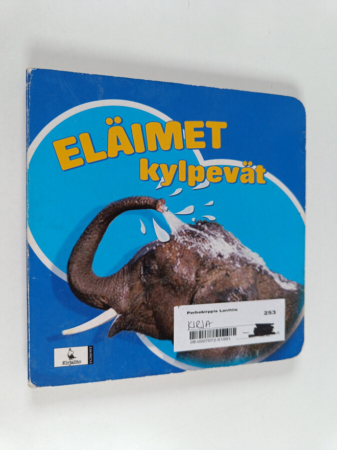 James Tavendale : Eläimet kylpevät