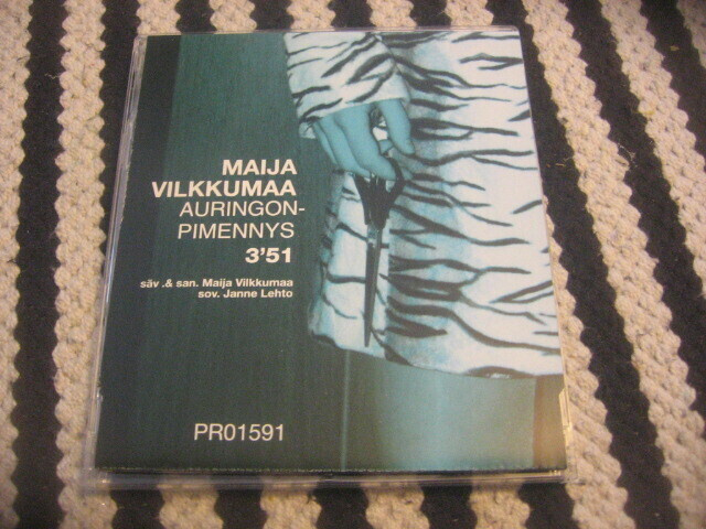 Maija Vilkkumaa - Auringonpimennys (cds)