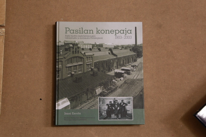 Jouni Eerola Pasilan konepaja 1903-2003 sata vuotta rauta A3