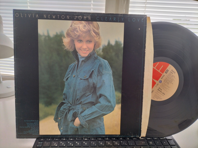 OLIVIA NEWTON-JOHN, Clearly love, LP UK -75 SIISTI !!
