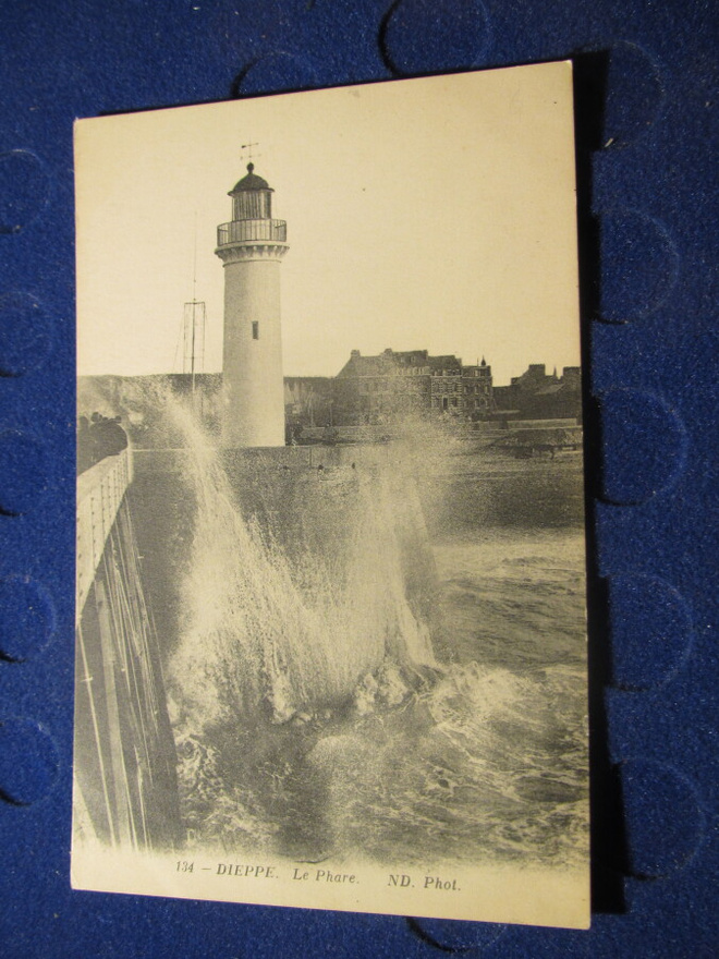Dieppe. Majakka. Postikortti