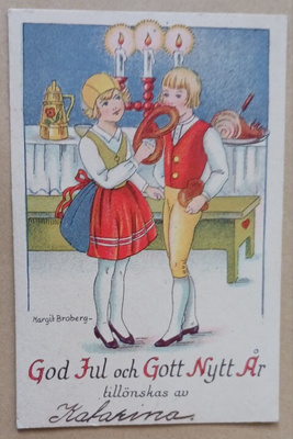 Margit Broberg: Pari haukkaa rinkeliä, joulupöytä, p. 1934