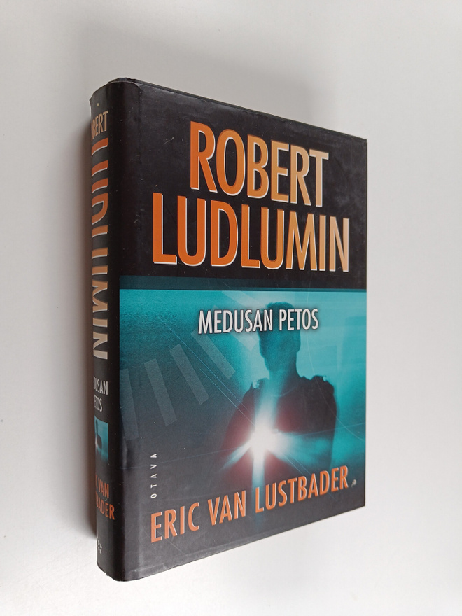 Eric Van Lustbader : Medusan petos