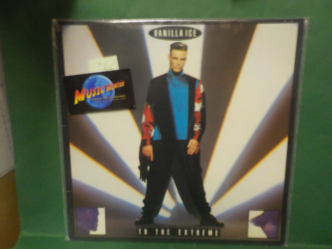 VANILLA ICE - TO THE EXTREME M-/EX+ EU 1990 LP