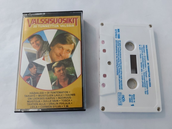 VALSSISUOSIKIT mm. REIJO TAIPALE ( Hyvä kunto )