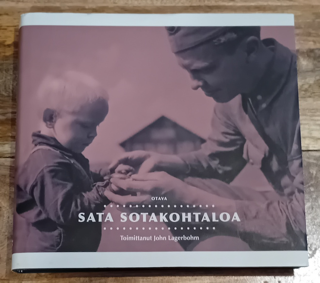 Sata sotakohtaloa - John Lagerbohm (toim.)