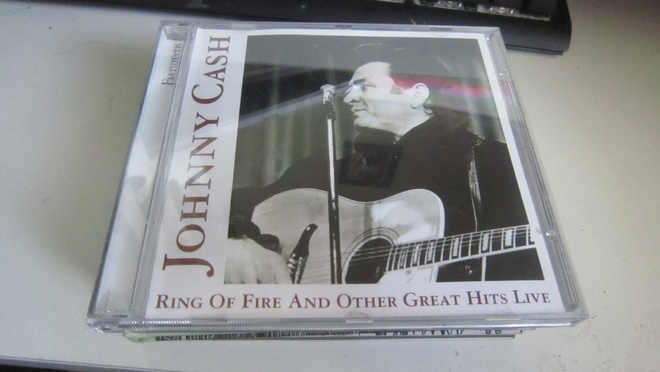 Johnny Cash – Ring Of Fire And Other Great Hits Live