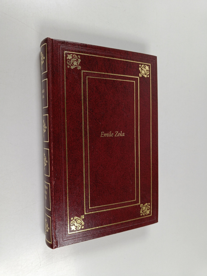 Emile Zola : Naisten aarreaitta 1